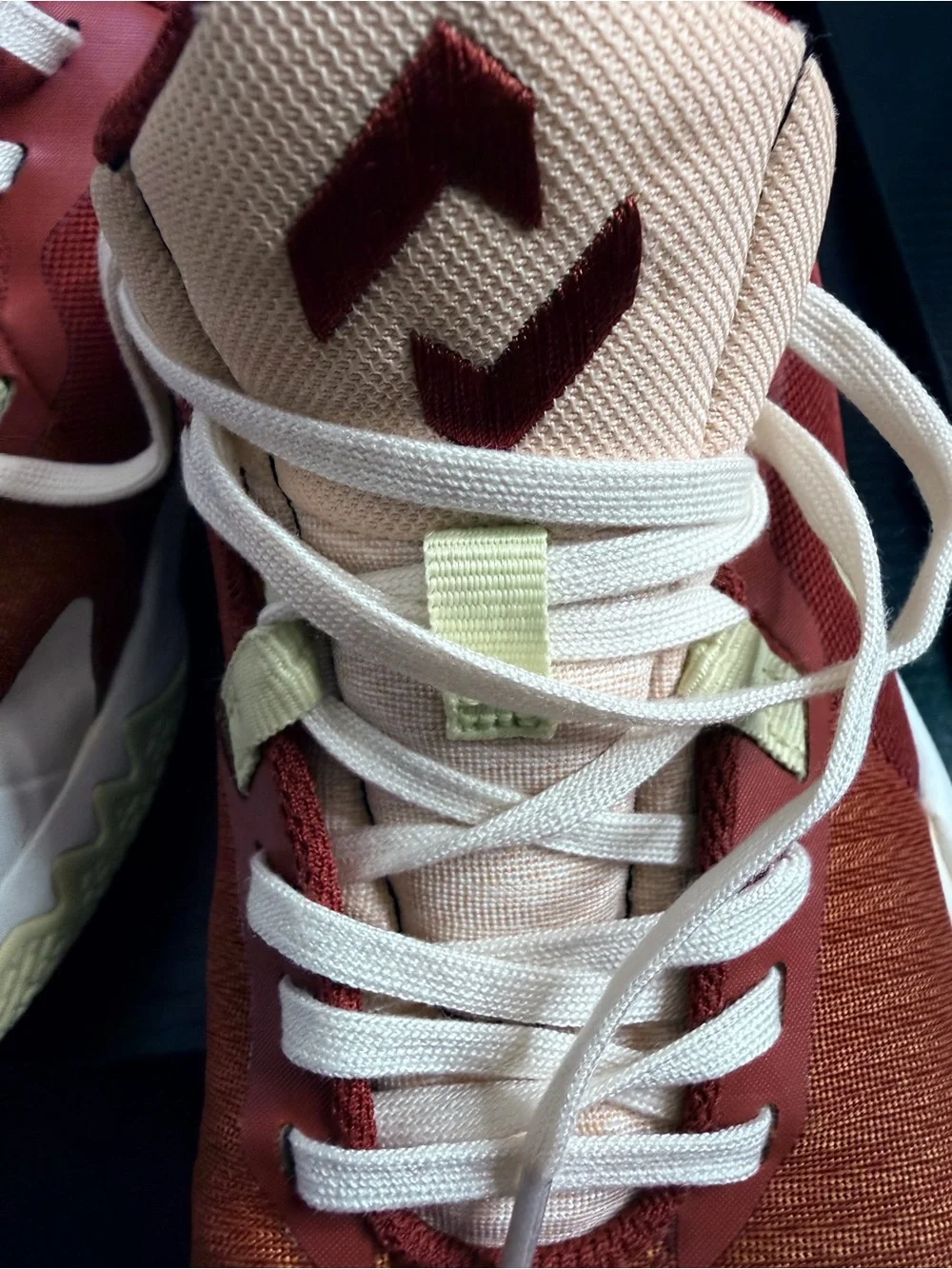 Nike Women's Athletic Shoes - Rust and Cream